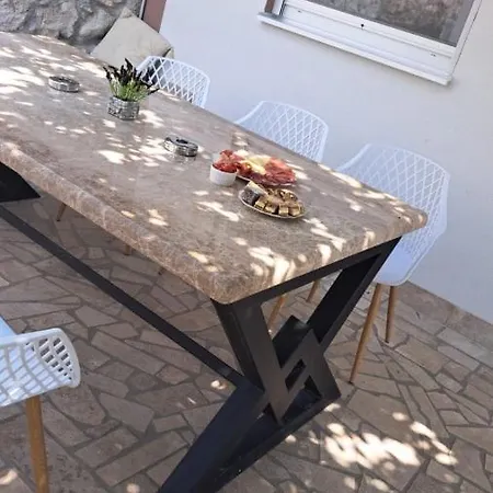 Kuca Za Odmor Peace Appartamento Šibenik