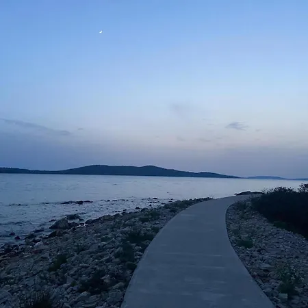 Kuca Za Odmor Peace Appartamento Šibenik